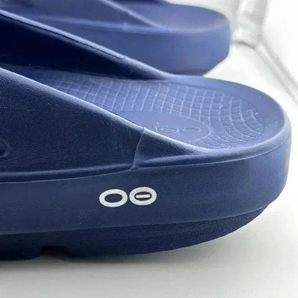OOFOS ORIGINAL SANDAL SHOE - NAVY COLOR UNISEX SIZE WOMEN 10/MEN 8 - Picture 4 of 12
